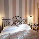Oda ve Kahvaltı Il Fiore All'occhiello Lucca