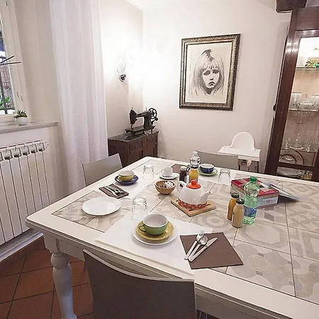 Il Fiore All'occhiello Couette-café Lucques