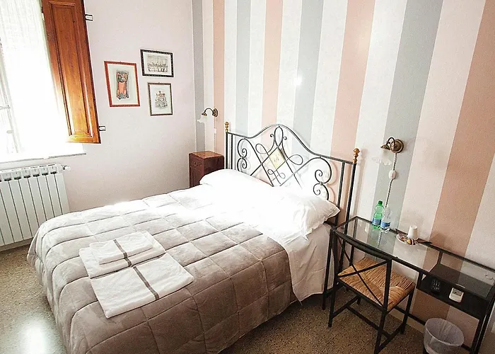 Il Fiore All'occhiello ベッド・アンド・ブレックファスト ルッカ